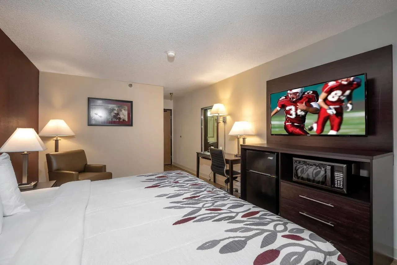 Red Roof Inn Greensburg 2*,